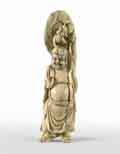 Sujet En Ivoire Sculpt� Repr�sentant Liu Hai - 37&nbsp;Ko